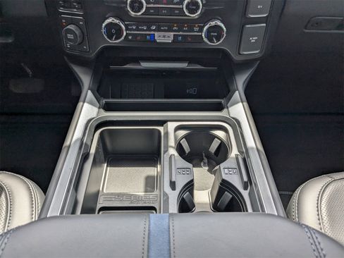 New 2025 Ford F250 Platinum image 45