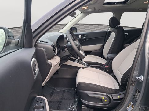 New 2026 Hyundai Venue SEL image 12