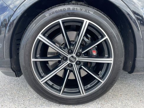 Used 2020 Audi SQ7 Prestige w/ Prestige Package image 22