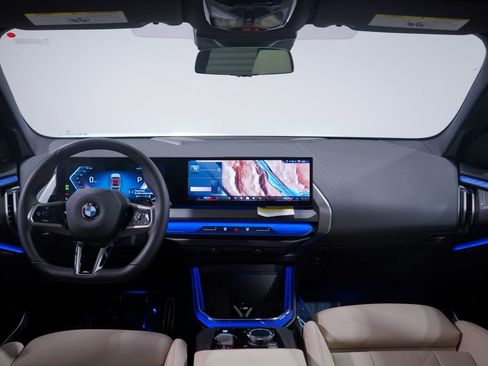 Used 2025 BMW X3 xDrive30i w/ M Sport Package image 10