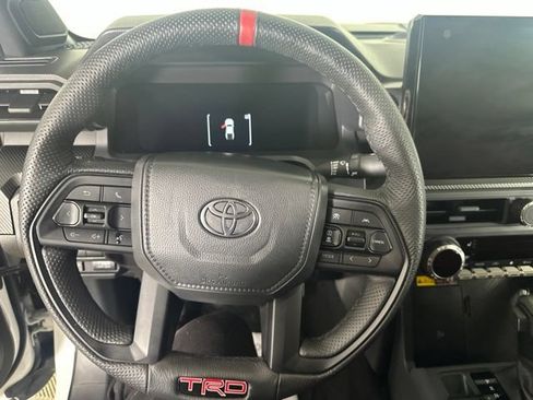 Used 2025 Toyota Tacoma TRD Pro w/ Tow Tech Package AWD/4WD image 12