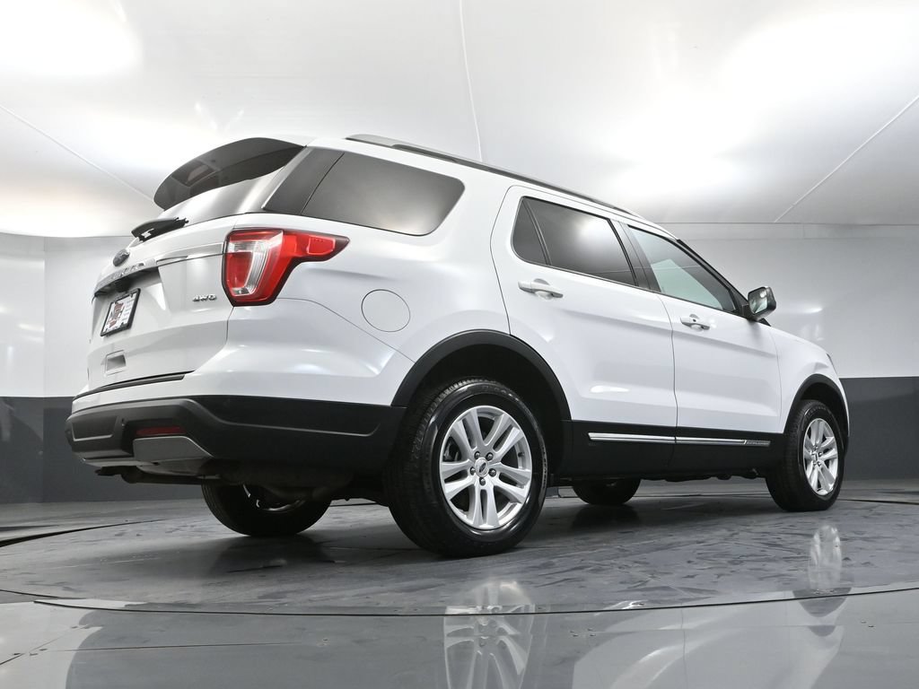 Used 2019 Ford Explorer XLT AWD/4WD image 44