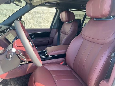 New 2025 Land Rover Range Rover Autobiography AWD/4WD image 11