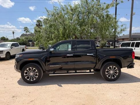 New 2026 GMC Canyon Denali AWD/4WD image 8