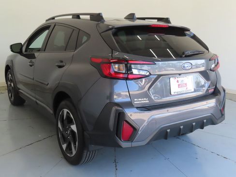 Used 2025 Subaru Crosstrek 2.5i Limited w/ Crosstrek Mirror Package AWD/4WD image 8