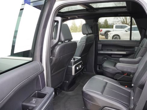 Certified 2021 Ford Expedition XLT image 17