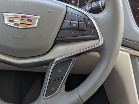 Used 2023 Cadillac XT5 Premium Luxury w/ Technology Package FWD image 27