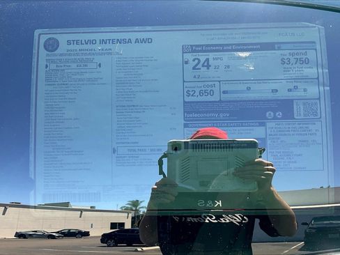 New 2025 Alfa Romeo Stelvio Sprint image 14