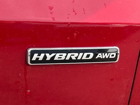 Used 2022 Ford Escape Titanium AWD/4WD image 2
