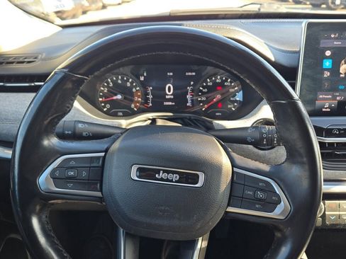 Used 2022 Jeep Compass Latitude w/ Sun and Sound Group image 33