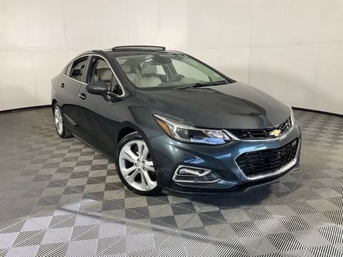 Used 2017 Chevrolet Cruze Premier image 45