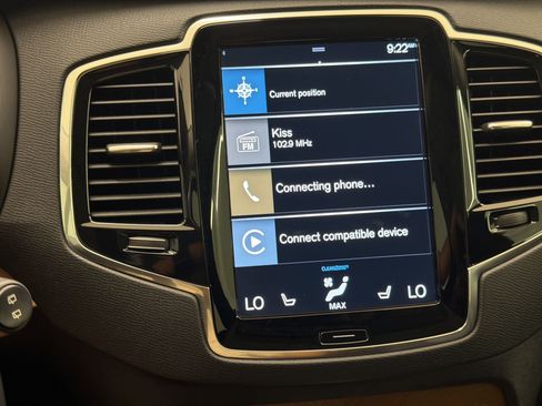 Used 2022 Volvo XC90 T6 Momentum w/ Advanced Package AWD/4WD image 18