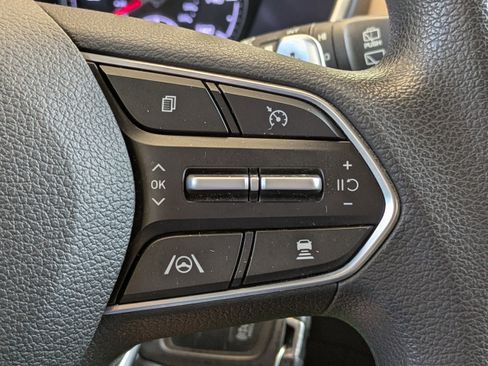 Used 2021 Hyundai Santa Fe SE FWD image 20