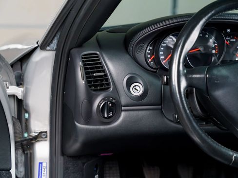 Used 2003 Porsche 911 GT3 RS image 73