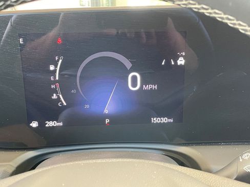 Used 2025 Buick Encore GX Preferred image 39