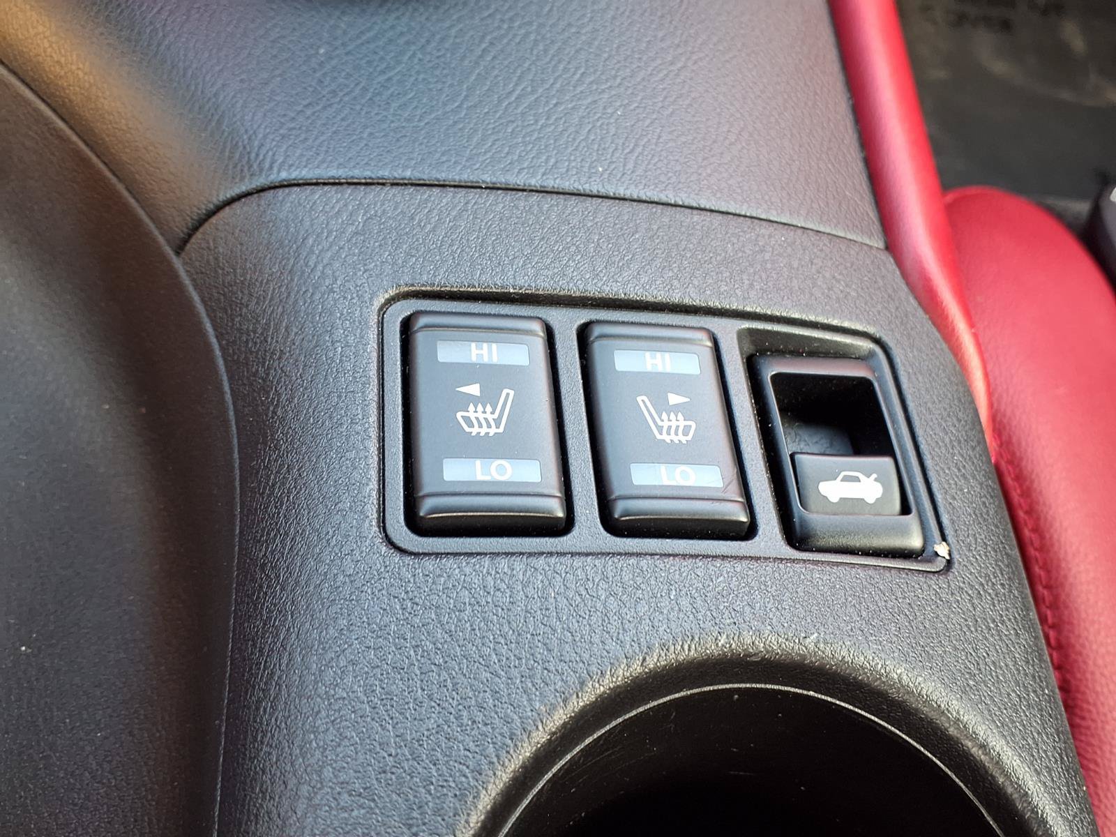 Used 2024 Nissan Z Performance w/ Floor Mat Package RWD image 7