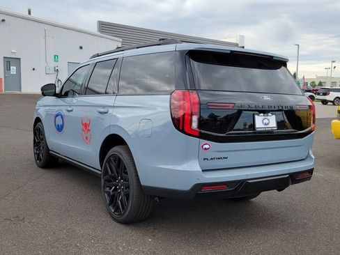 New 2026 Ford Expedition Platinum w/ Stealth Performance Package AWD/4WD image 3