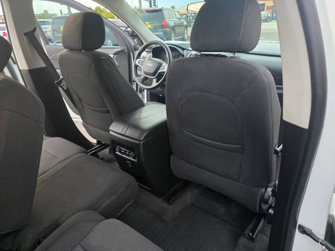 Used 2019 Chevrolet Traverse LS w/ LPO, Blackout Package FWD image 29