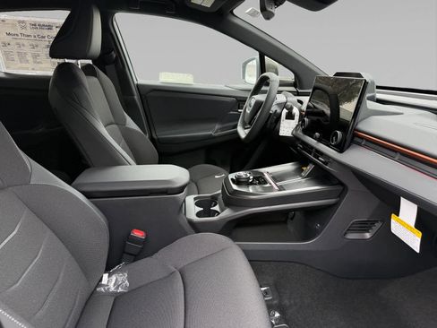 New 2026 Subaru Uncharted Premium FWD image 15