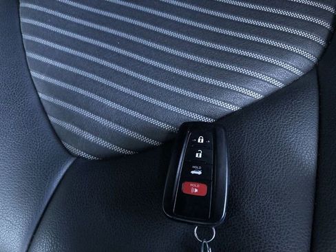 Certified 2023 Toyota Camry SE image 32