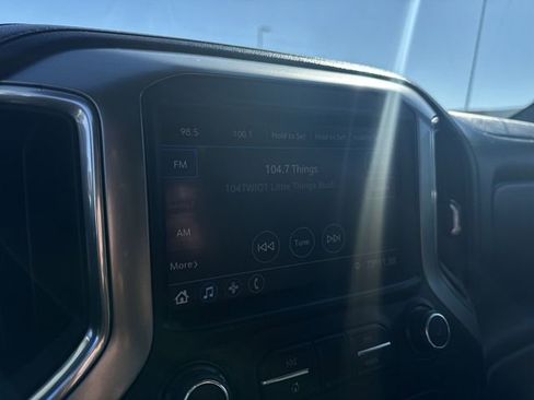 Used 2020 Chevrolet Silverado 1500 LT AWD/4WD image 13
