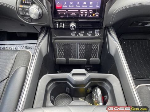 Used 2025 RAM 1500 Limited AWD/4WD image 15