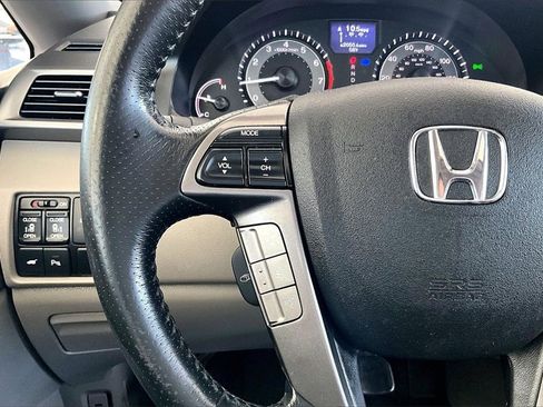 Used 2014 Honda Odyssey Touring image 11