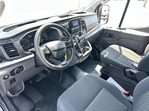 Used 2024 Ford Transit 250 Low Roof w/ Exterior Upgrade Package RWD image 23