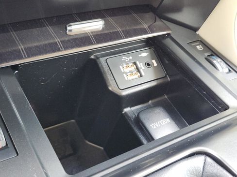 Certified 2023 Lexus GX 460 Premium AWD/4WD image 18