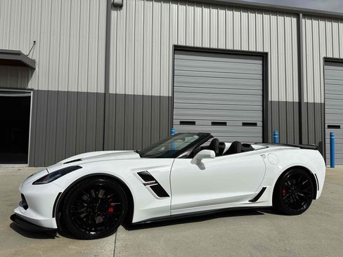 Used 2017 Chevrolet Corvette Grand Sport image 7