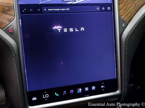 Used 2021 Tesla Model X Long Range AWD/4WD image 28