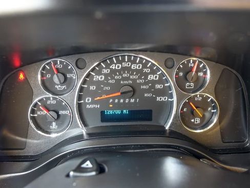 Used 2021 GMC Savana 3500 Extended w/ Power Convenience Package RWD image 13