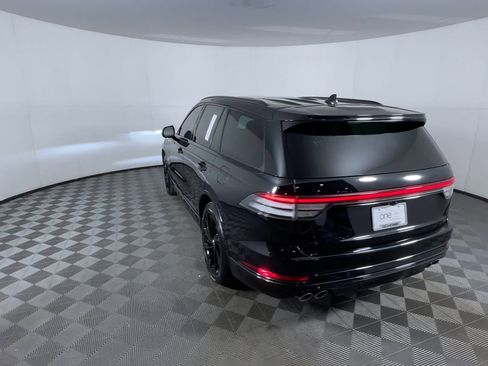 Used 2023 Lincoln Aviator Reserve w/ Equipment Group 201A image 7