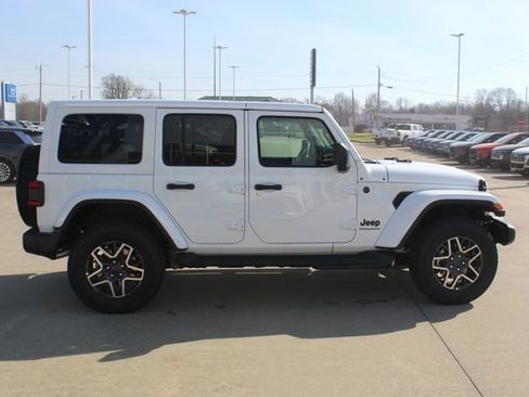 New 2026 Jeep Wrangler Sahara image 5