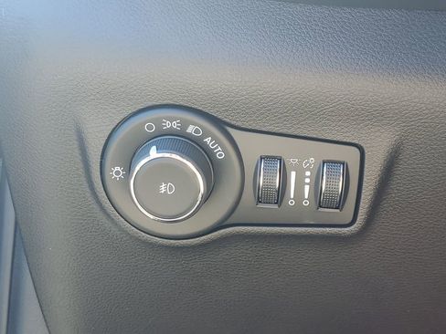 Certified 2024 Jeep Compass Limited w/ Elite Group AWD/4WD image 22