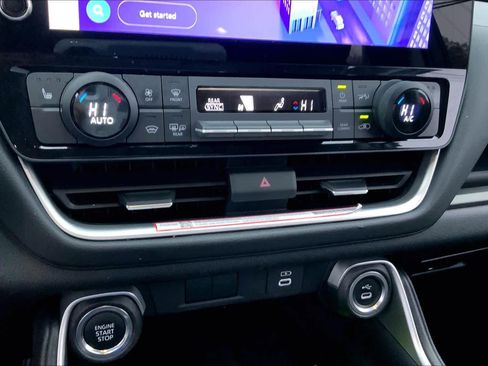 Used 2025 Toyota Grand Highlander FWD image 31