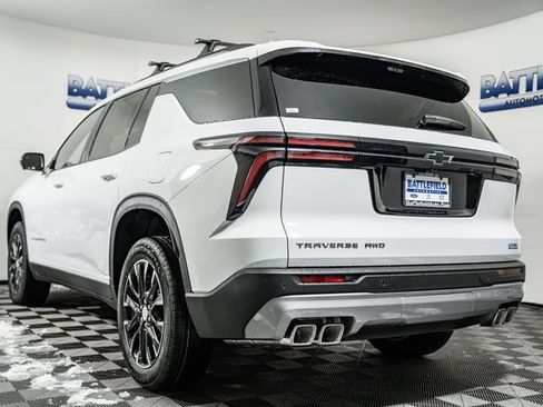 New 2026 Chevrolet Traverse LT w/ Sun and Wheel Package image 4