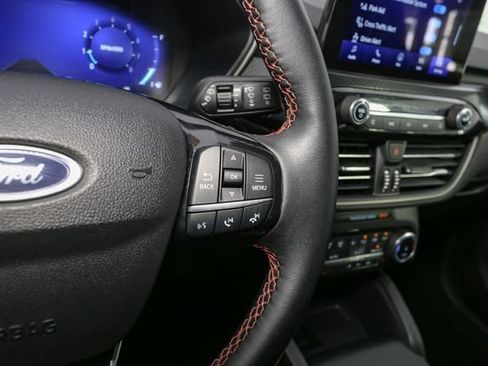 Used 2022 Ford Escape SEL w/ SEL Stealth AWD Package image 31