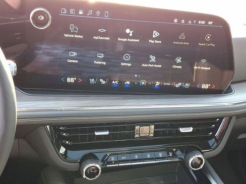 New 2026 Chevrolet Tahoe Premier w/ Sun And Tow Package AWD/4WD image 16