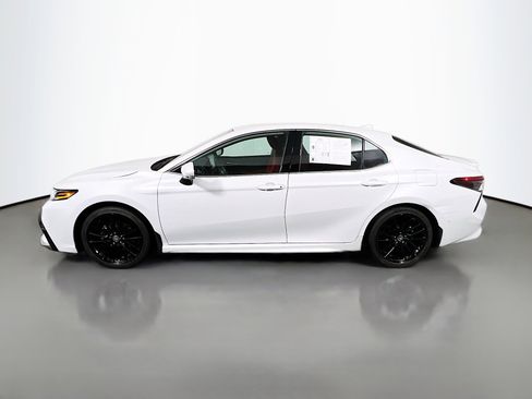 Used 2024 Toyota Camry XSE w/ Cold Weather Package image 9