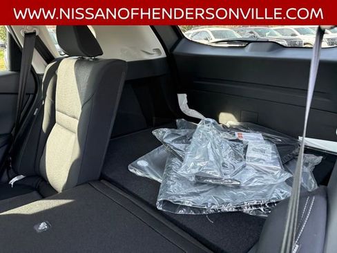 New 2026 Nissan Rogue SV w/ Cold Weather Package AWD/4WD image 22