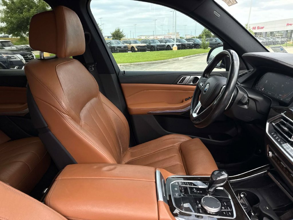 Used 2019 BMW X5 xDrive40i w/ Luxury Seating Package AWD/4WD image 15