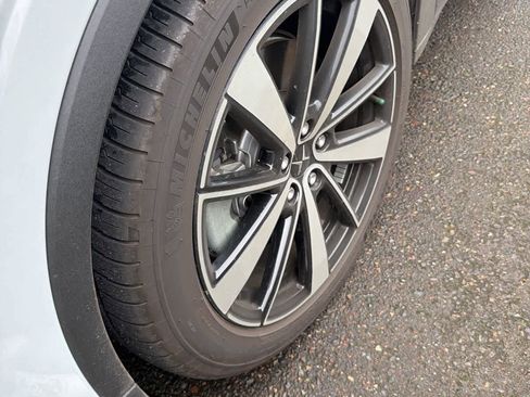 Used 2022 Polestar Polestar 2 AWD/4WD image 4