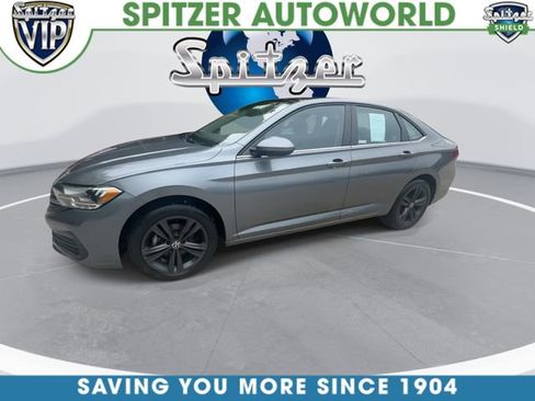 Used 2023 Volkswagen Jetta SE FWD image 4