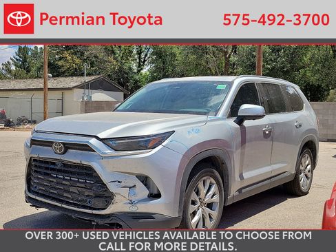 Used 2024 Toyota Grand Highlander AWD image 1