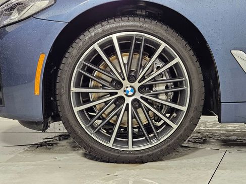 Used 2023 BMW 540i w/ Executive Package image 5