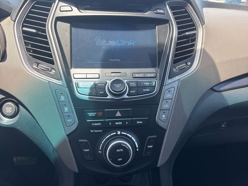 Used 2016 Hyundai Santa Fe Limited w/ Option Group 04 FWD image 18