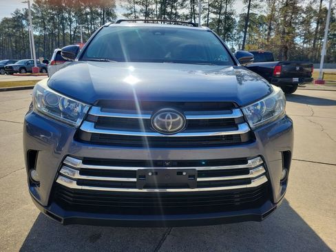 Used 2018 Toyota Highlander Limited Platinum image 11