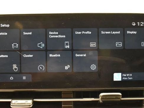 Used 2024 Hyundai Kona SEL image 31