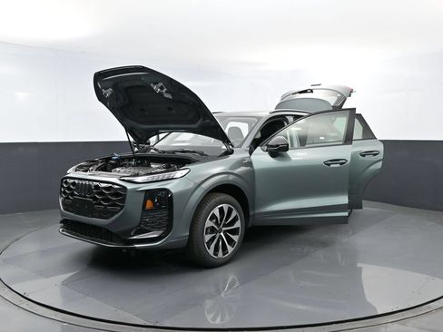 New 2026 Audi Q3 quattro 2.0T AWD/4WD image 27
